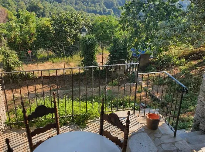 Club In Corsica A * Porri