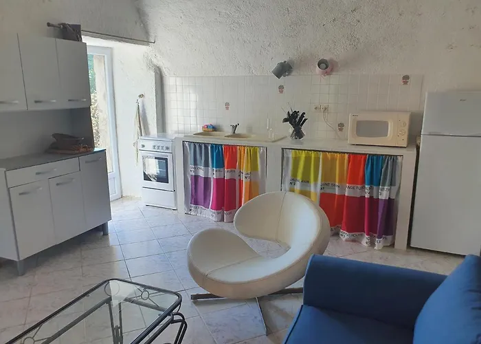 Club In Corsica A Porri